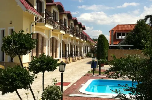 Bajor Panzi� Aparthotel, B�k, B�kf�rd�