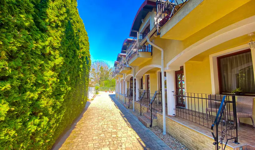 Bajor Panzi Aparthotel Bk, Bkfrd