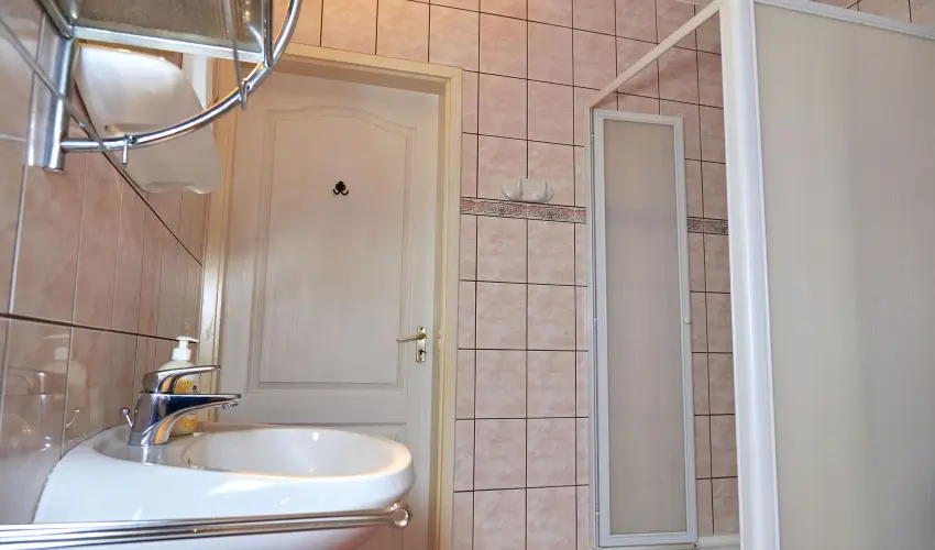 Brigitte Apartman Bk, Bkfrd