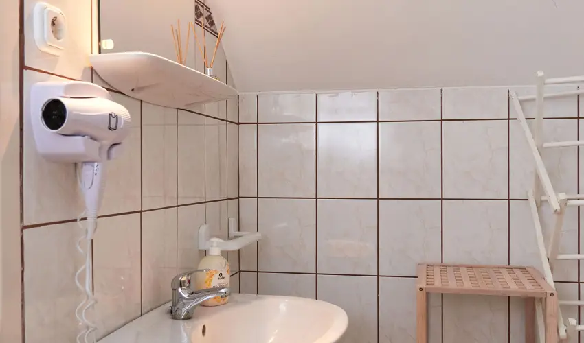 Brigitte Apartman Bk, Bkfrd