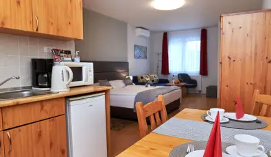 Brigitte Apartman Bk, Bkfrd