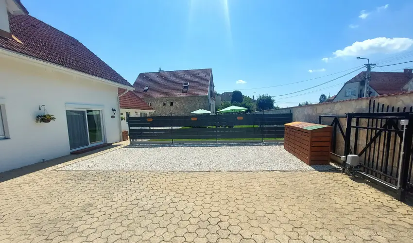 Bk City Apartments Bk, Bkfrd