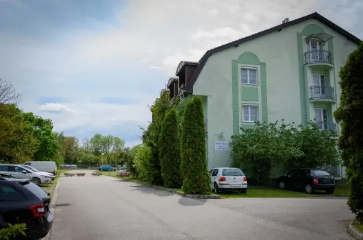 Erika Apartman, Srvr, Bk, Bkfrd - 20 km