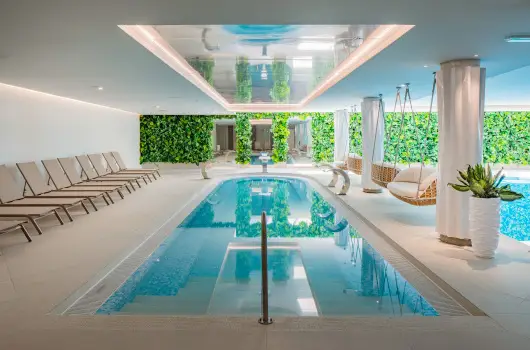 Fagus Hotel, Sopron, Bk, Bkfrd - 28 km