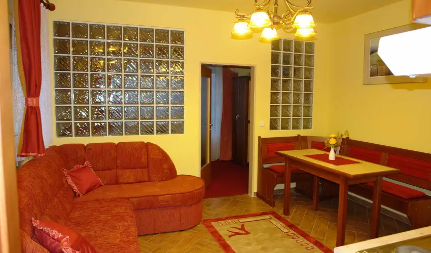 HoldLux Apartmanok Sárvár