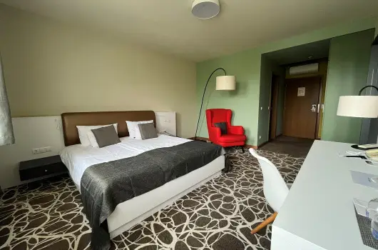 Hotel Bassiana, Srvr, Bk, Bkfrd - 20 km