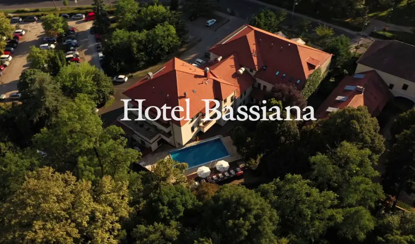 Hotel Bassiana Srvr