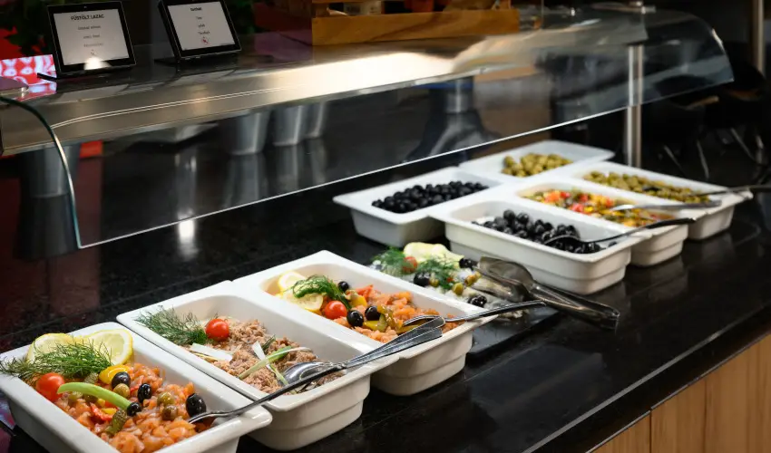 Park Inn by Radisson S�rv�r Resort & Spa S�rv�r