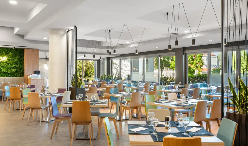 Park Inn by Radisson S�rv�r Resort & Spa S�rv�r