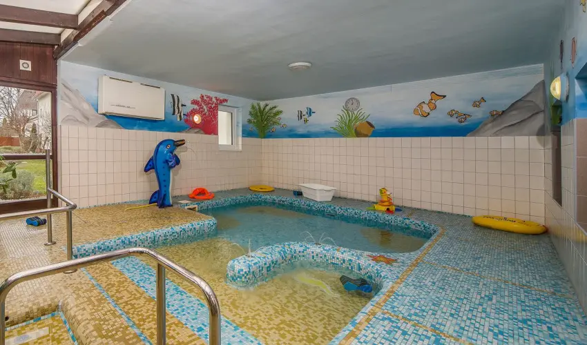 Hotel Piroska Bk, Bkfrd