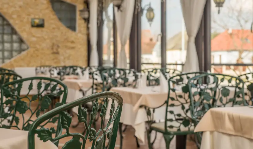 Hotel Piroska Bk, Bkfrd