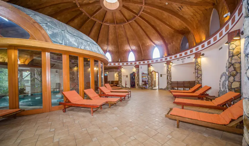 Hotel Piroska Bk, Bkfrd