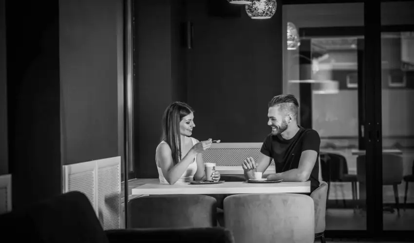 Hotel Vikt�ria S�rv�r