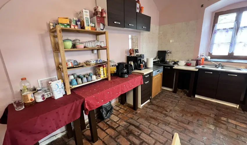 K�bor Macska Fogad� K�szeg