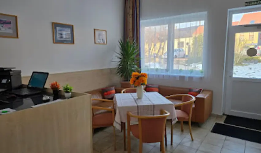 Lencs�s Apartmanh�z Apartmanok Sopron