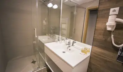 Onyx Luxury Srvr Srvr