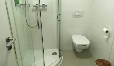 Vadkert Major S�rv�r