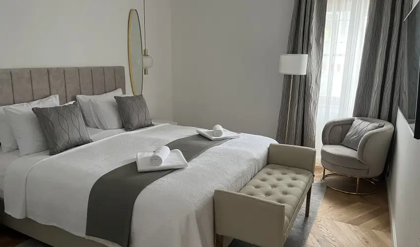 Vadkert Major S�rv�r